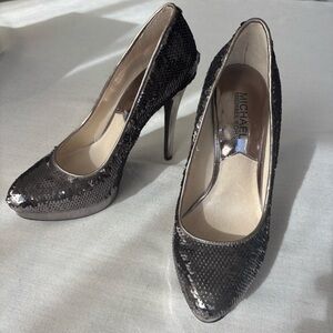 Michael Kors Gunmetal Sequin High Heels 6M | Glam Evening